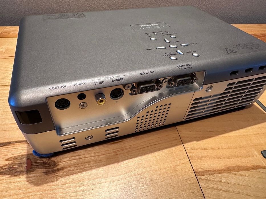 Проектор Toshiba TLP-T50