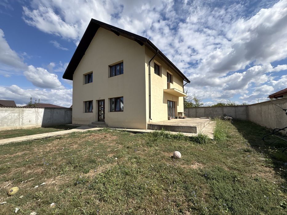 Vand casa in Balotesti Privighetorilor