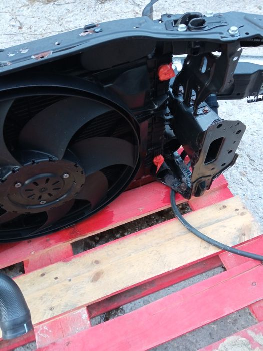 Маска с радиатори и перка за Мерцедес C class w203 и CLK w209