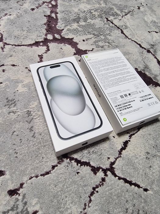 Apple IPHONE 15 128GB Sigilat  - noi  - liber de  retea