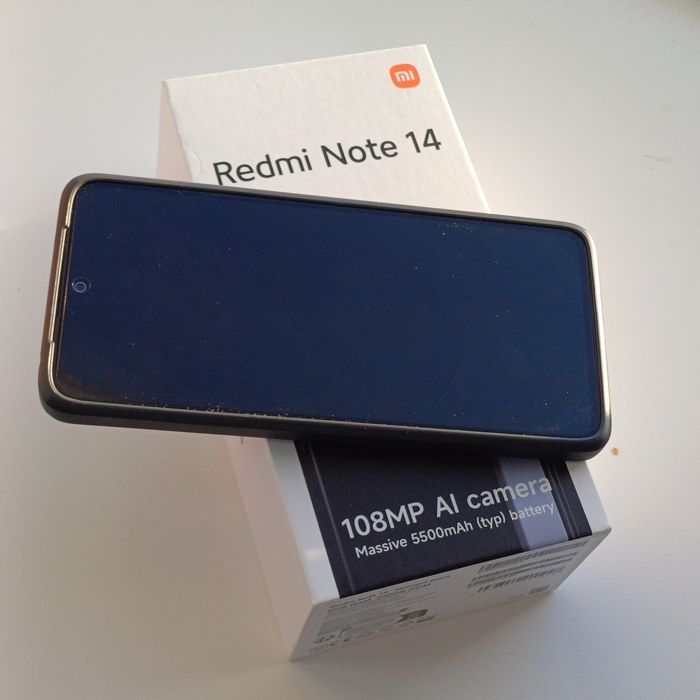Продаётся новый телефон Redmi