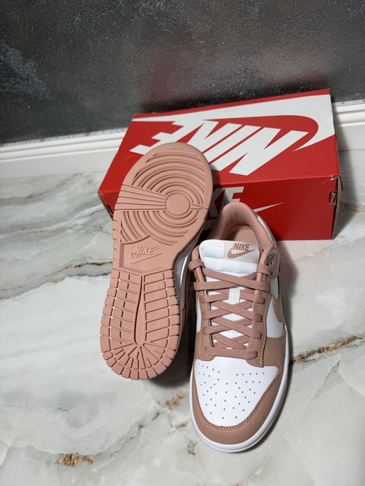 Nike Dunk Low Rose Whisper