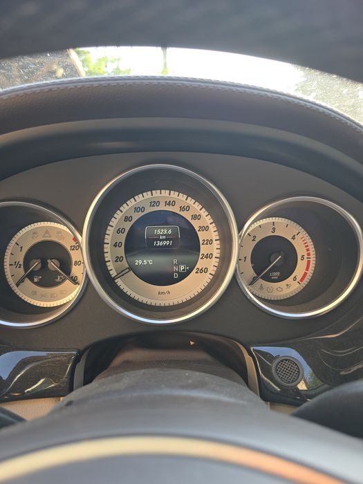Mercedes  Benz  CLS  4 matic