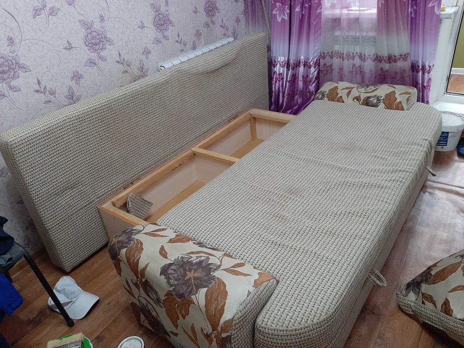 Продам диван б/у
