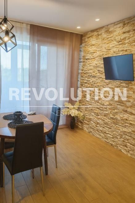 Дава се под наем Двустаен апартамент в Варна, Владислав Варненчик - 50 кв.м за 425 € - Снимка #2