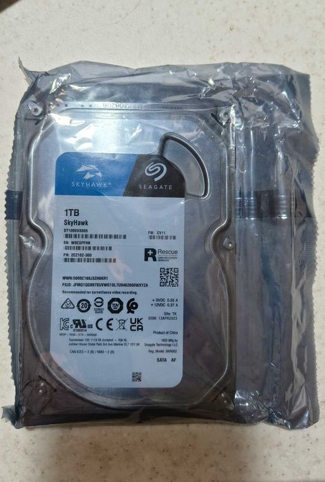 HDD Seagate ST1000VX005 1 Тб