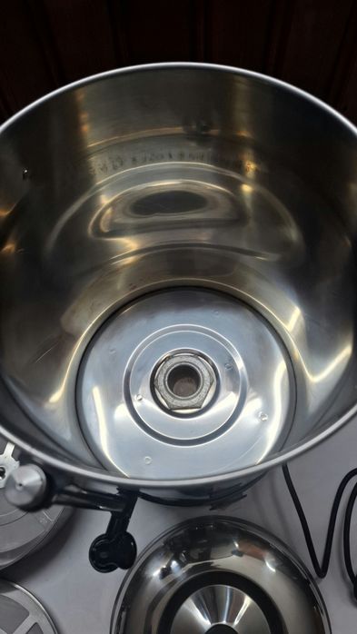 Кафе машина Saro Saromica 6010, до 70 чаши, 10 литра, сребриста