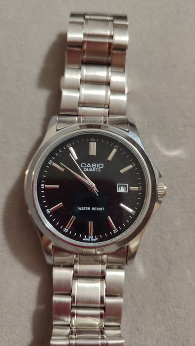 Продам мужские часы