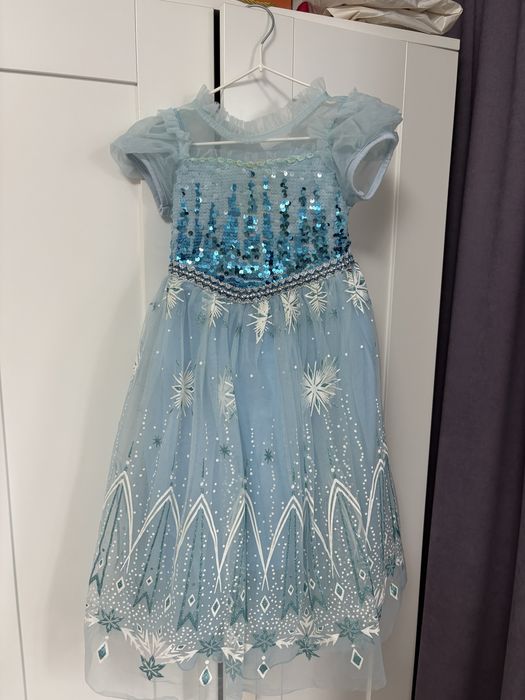 Продам платье эльзы