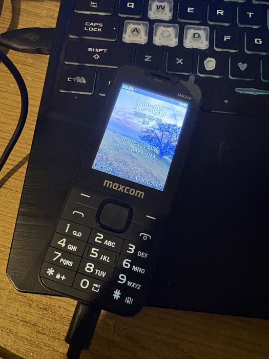 telefon mobil Maxcom mm248