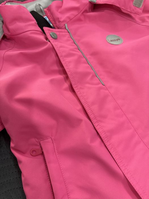 Продам комбинезон Lassye размер 86