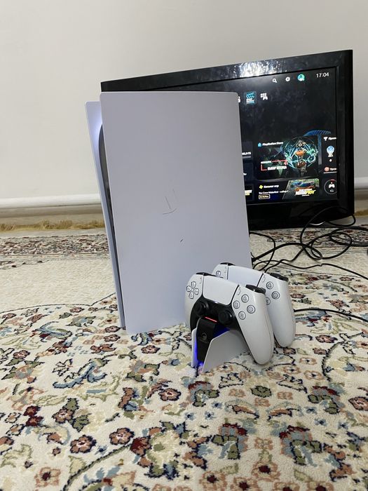 Продам ps5 в хорошом состояний