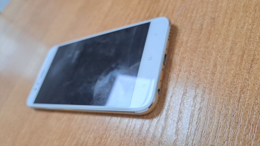 Продаётся телефоны 2 штуки