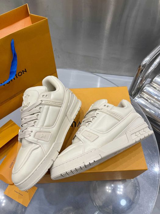 Adidasi Louis Vuitton Trainer Premium