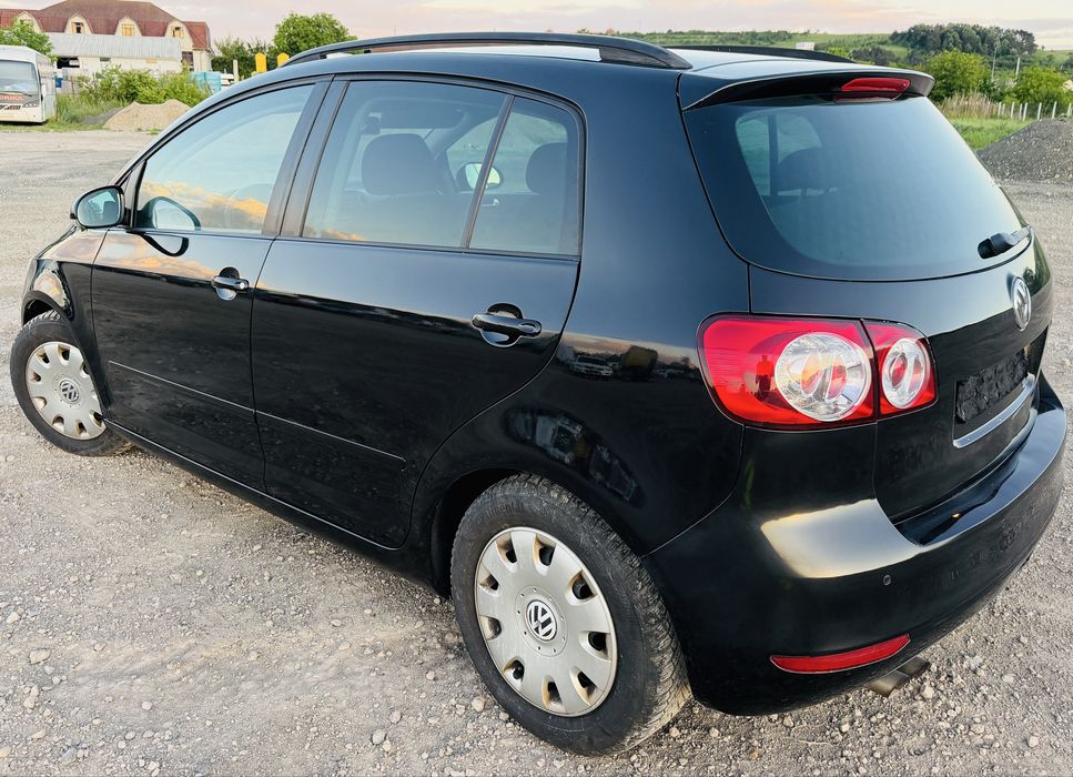 VOLKSWAGEN Golf 2010 — imagine 4