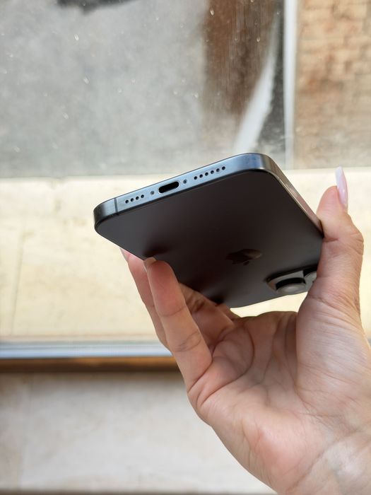 Iphone 15 Pro Max 1TB 85% baterie +husa stare foarte buna