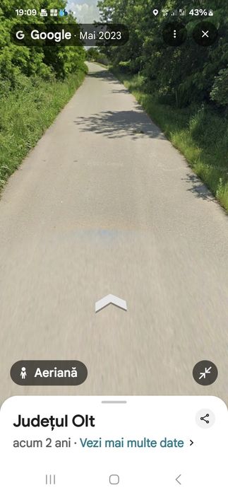 Vând teren intravilan cu extravilan