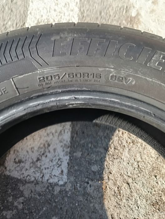 2 anvelope Goodyear
