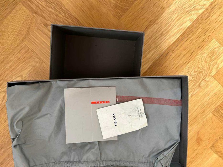 Оригинални обувки Prada, 37,5
