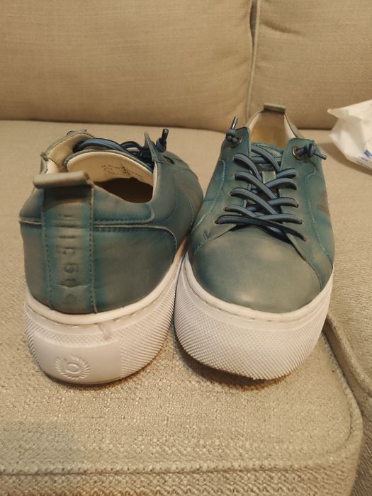 Adidași Dama BUGATTI din piele mărime 39