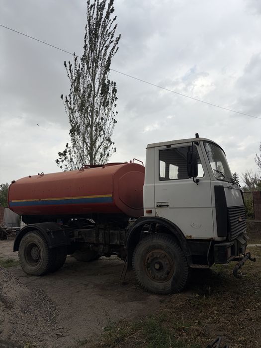 МАЗ Водовоз Поливалка