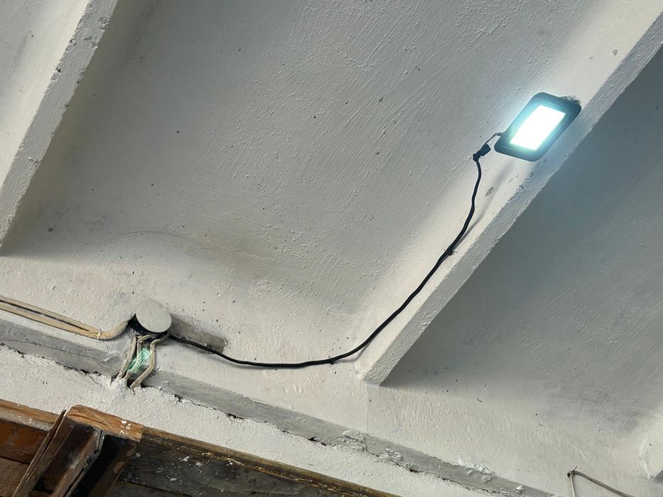 Продам бокс (под СТО)