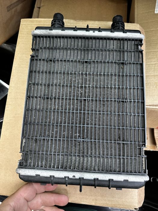Radiator suplimentar mercedes amg.cod:a0995005800/003