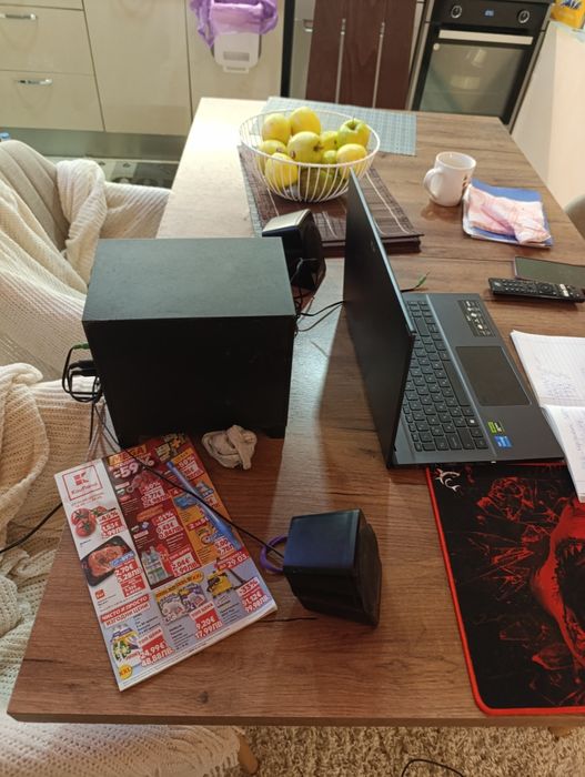 Тонколони Creative