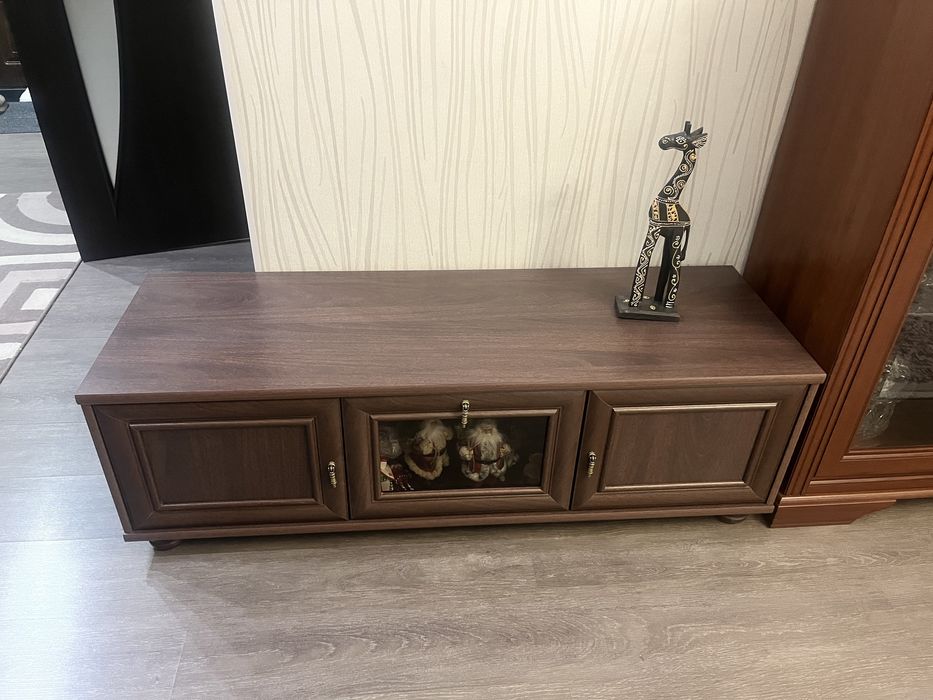 Тумба под телевизор