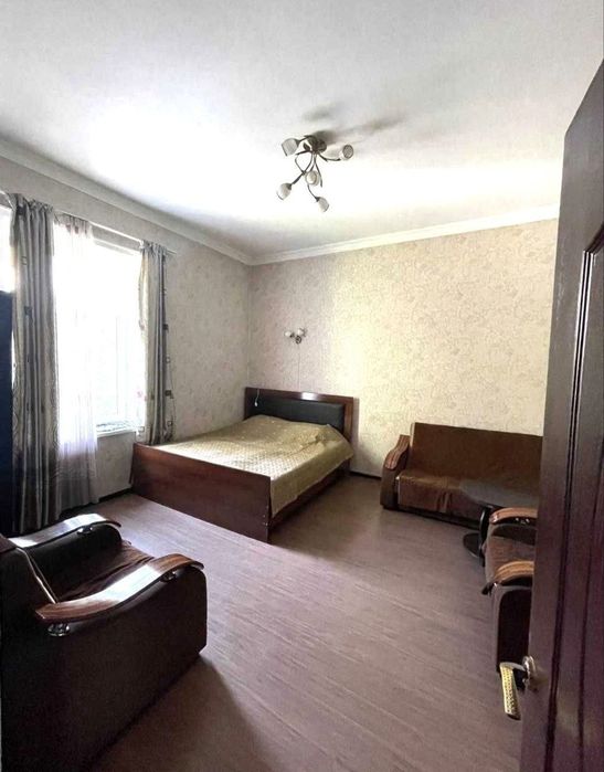 Центр 94-школа 1-ком метро Ташкент, Нукусская высокопотолочный дом