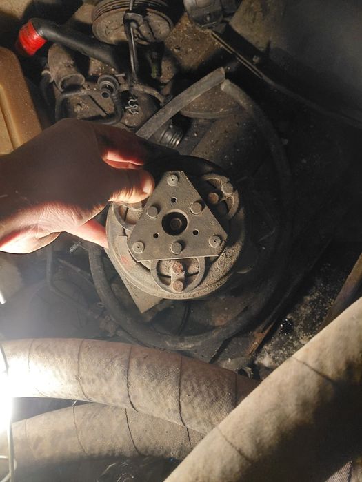 Продам запчасти на ауди а4