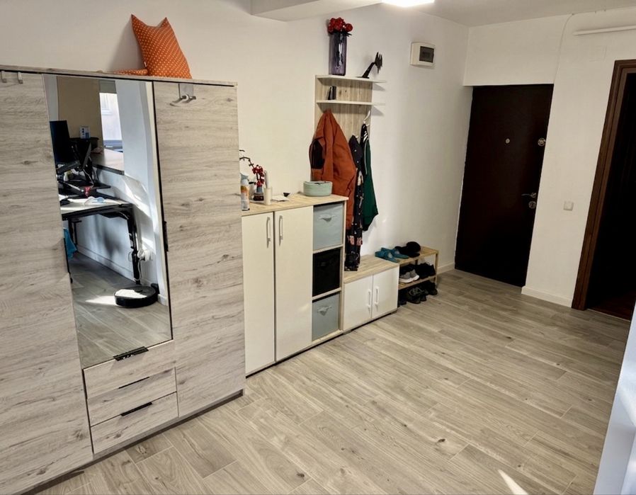 Apartament 2 camere, 57 mp, terasa 60 mp, zona Vivo, preț negociabil