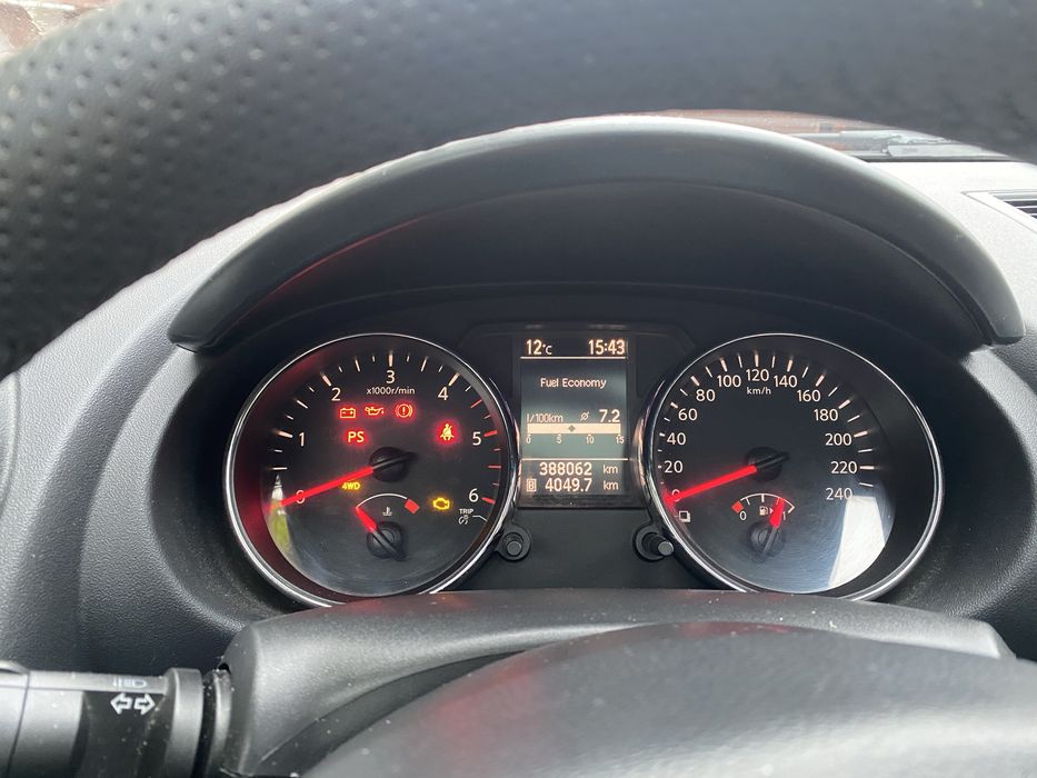 NISSAN Qashqai 2010 — imagine 3