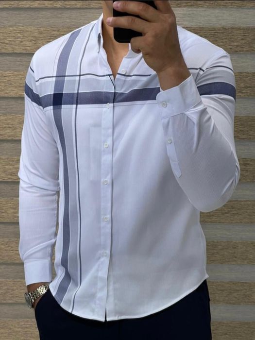 Рубашка мужская полуприталенная