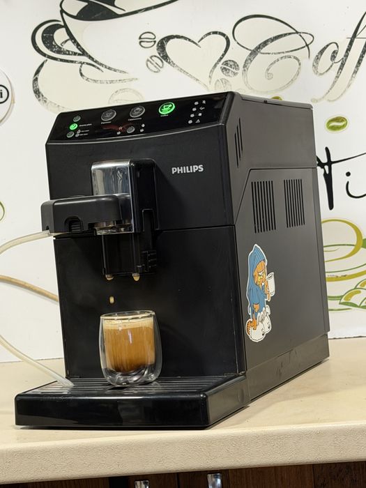 Кафемашина кафе автомат Philips cappuccino с гаранция