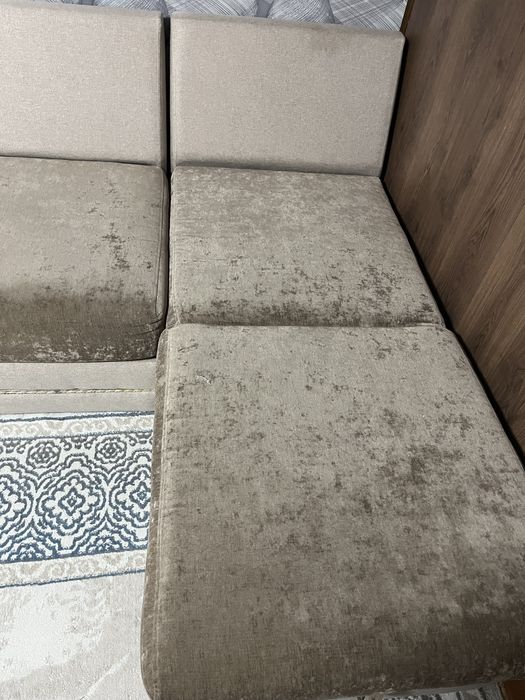 Угловой диван в