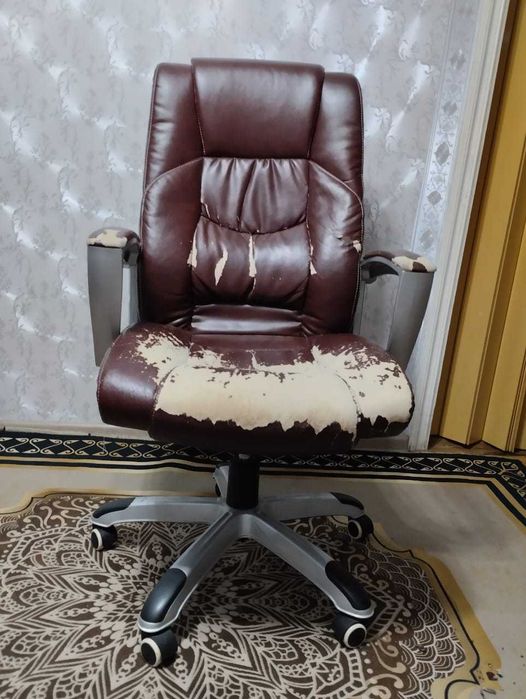 Офисное кресло Малайзия