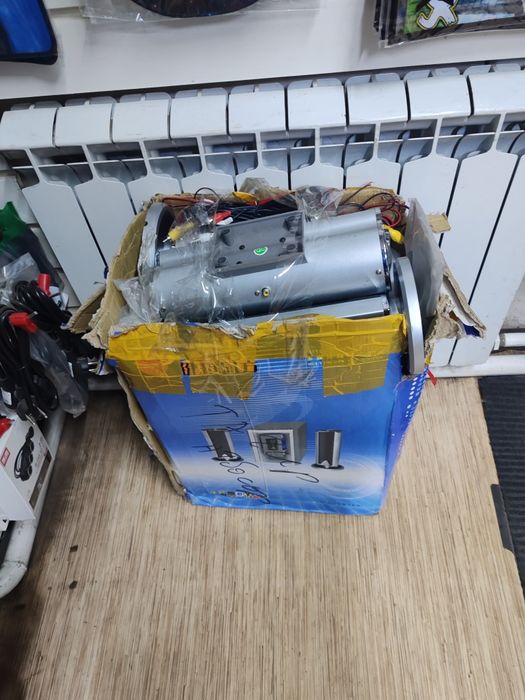 Продам усилитель почти новый