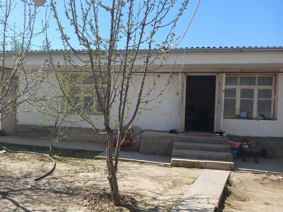 Уй сотилади Юкори Чирчикда