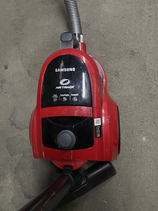 Продам пылесос samsung