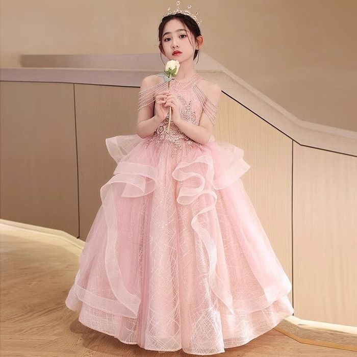 Прокат,продажа детских платьев.