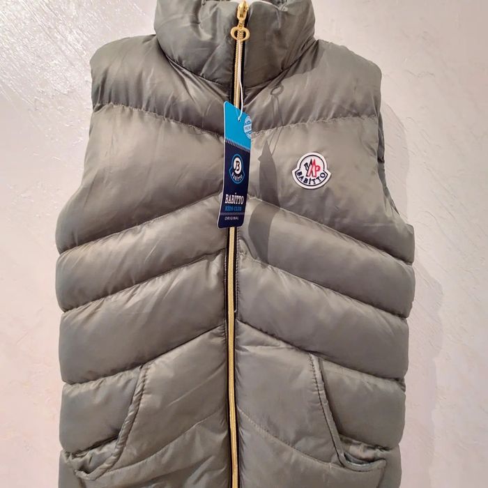 Безрукавки для девочек