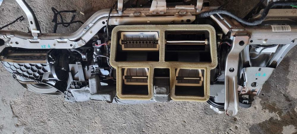 Aeroterma model climatronic BMW F20 F21 F30 F31 F32 F36 cod 9325142