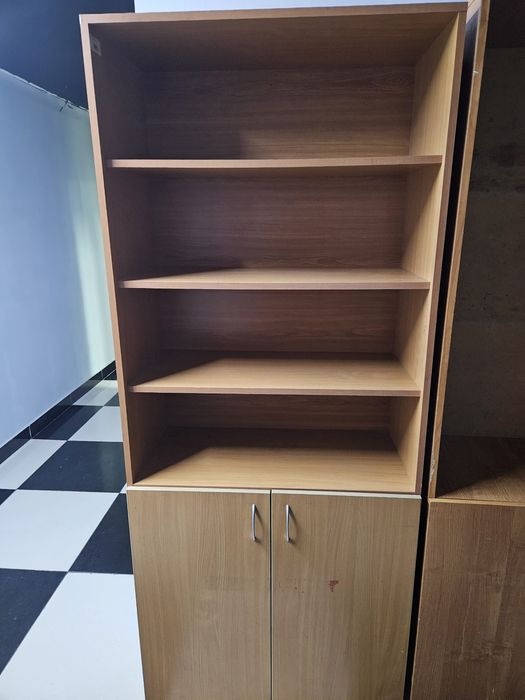 Продам шкаф книжный для документов