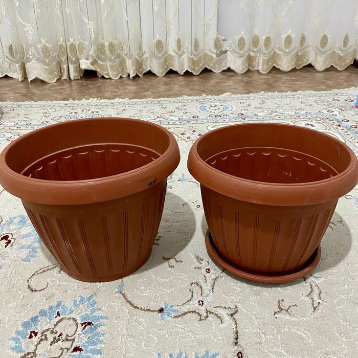 Продам горшки для цветов