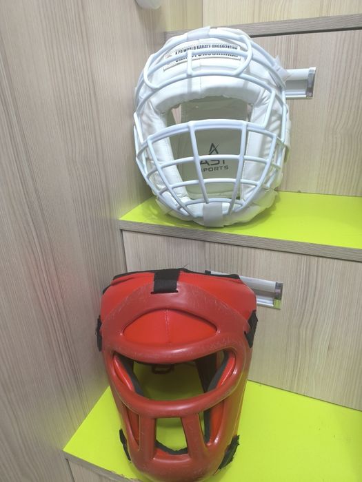 Продам шлем для каратэ или единоборств