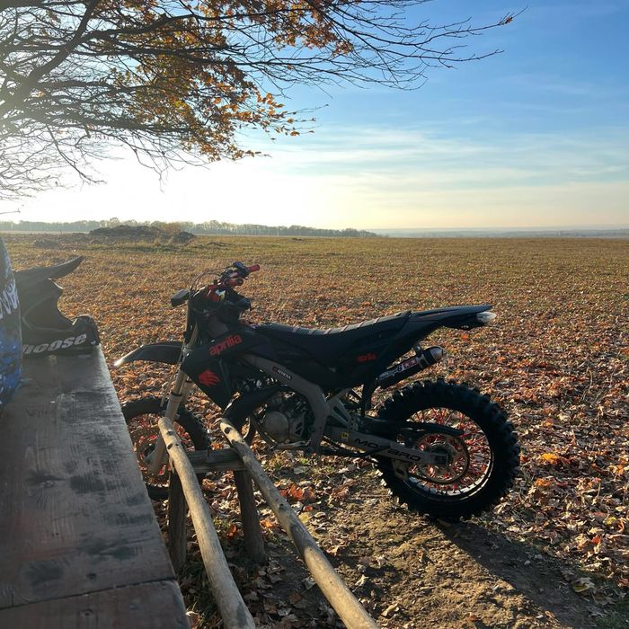Vând aprilia sx 50