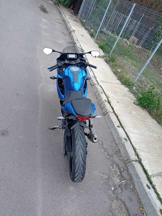 Suzuki gsxr 125 A1