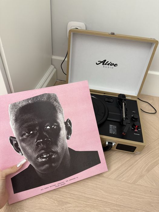 Виниловый проигрователь Alive Audio GLAM