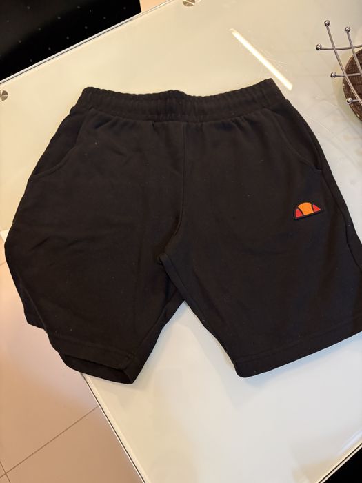 Ellesse къси гащи размер S